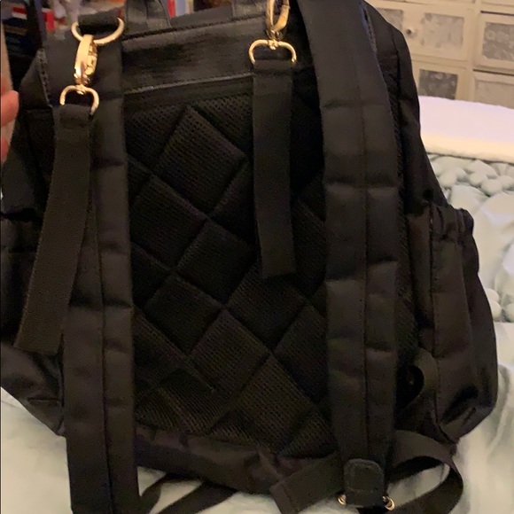 EUC💋Safe Baby World black backpack 4w/lips $20💋 - Picture 2 of 5